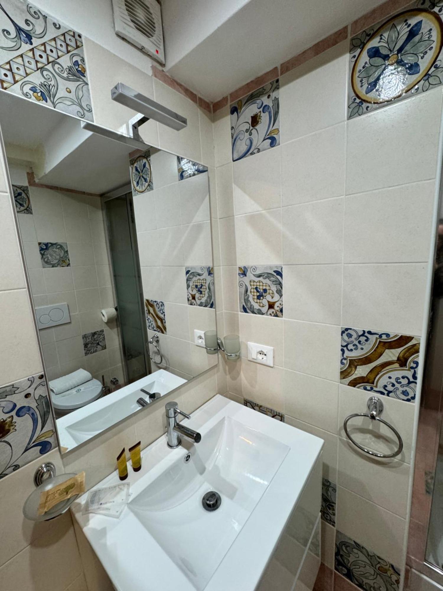 Taormina'S Sun Apartment Buitenkant foto