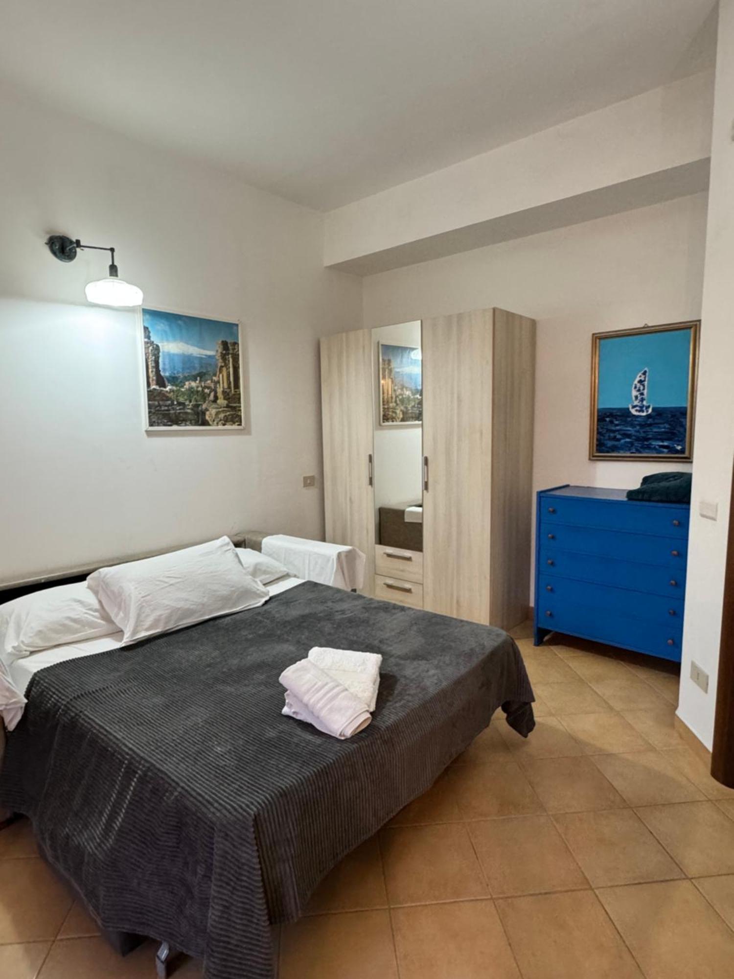Taormina'S Sun Apartment Buitenkant foto