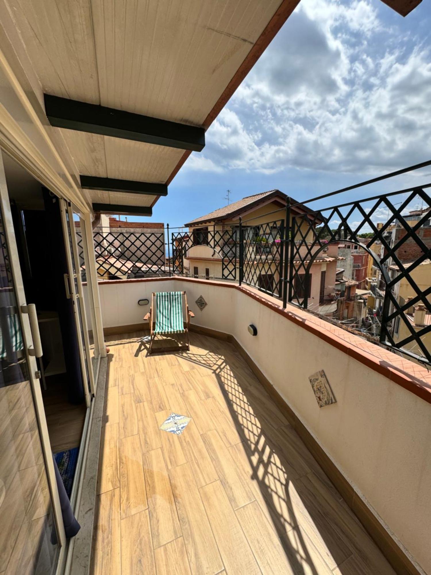 Taormina'S Sun Apartment Buitenkant foto